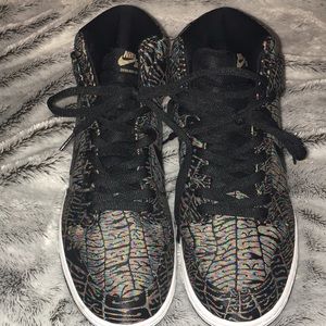 Men’s NIKE SB dunk high pro